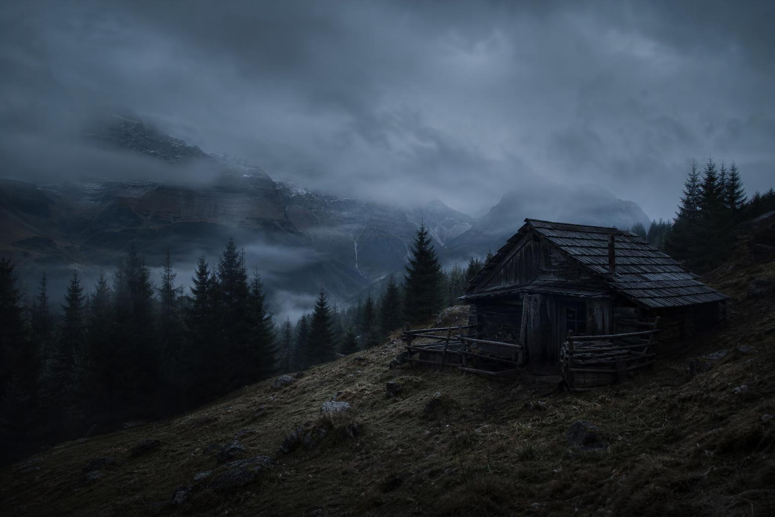 Hagazussa: recensione della montagna che alleva il sospetto