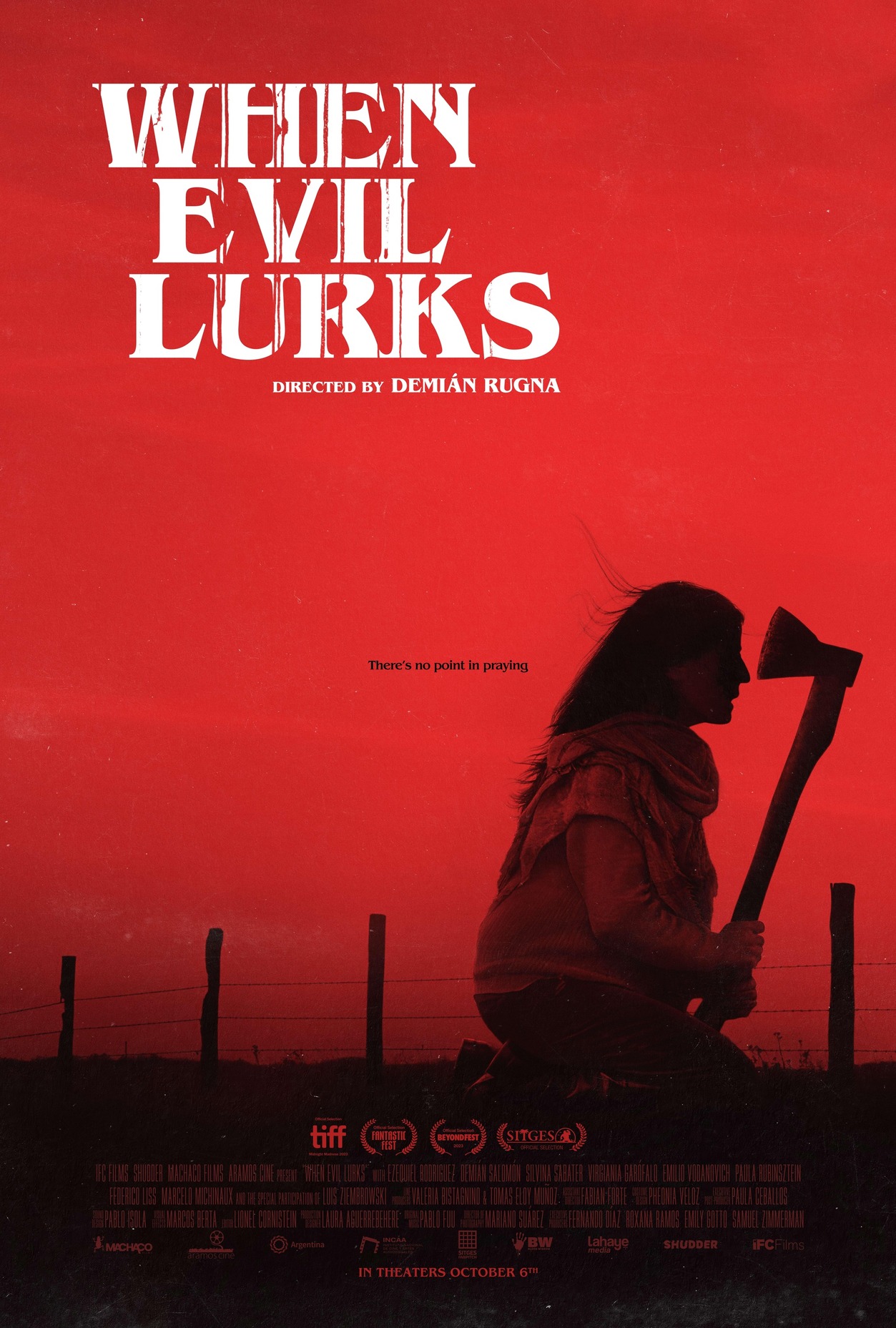 Locandina verticale di When Evil Lurks del 2023